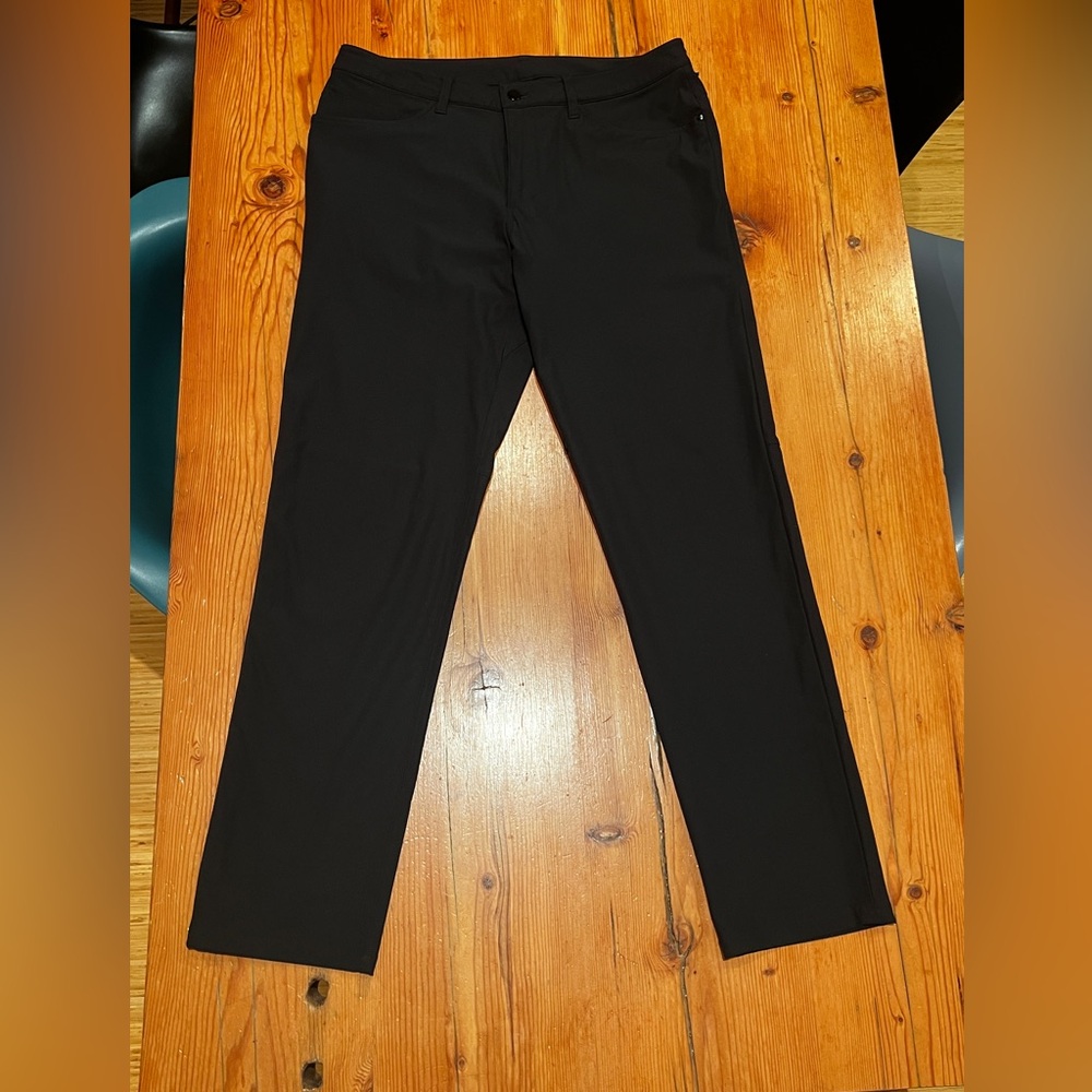 Black Lululemon ABC pants 34x33